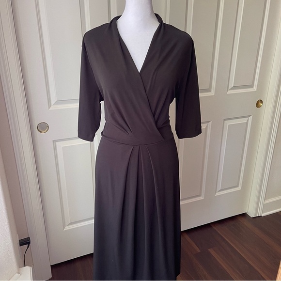 Tahari Black V-Neck Short Sleeve Waist Tie Faux Wrap Dress LBD Large - Picture 2 of 16